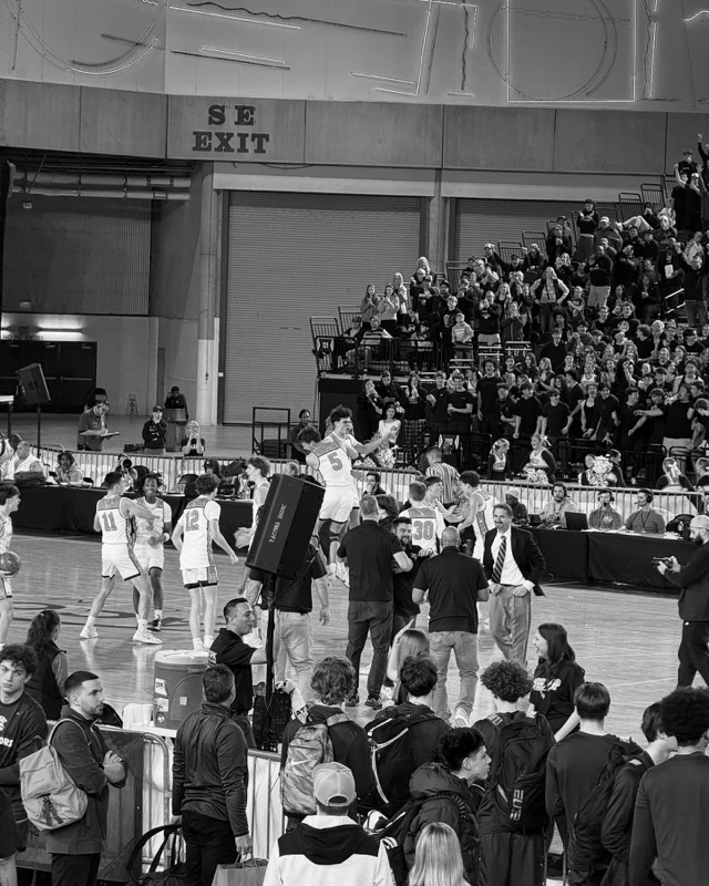 Crowd at a Tacoma high school basketball championship event